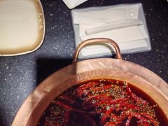 -山城鼎重庆老火锅(西安钟楼店)