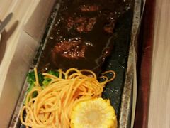 -必胜客(威高广场店)