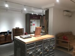 -目艮眼镜SHOWROOM(品牌集合店)