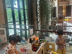 -成都保利公园皇冠假日酒店(熊猫基地店)