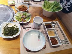 -唯成•韩国炭火烤肉 유성고기