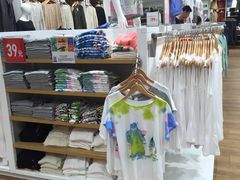-优衣库(上海虹口龙之梦店)