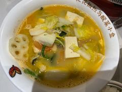 -渝是乎酸菜鱼·川渝小炒(新世界百货望京店)