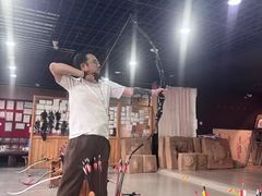 -顶峰射箭俱乐部(城东路店)