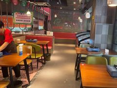 -牛满溢·自助潮汕鲜牛肉火锅(龙汇路店)