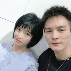-I+造型烫发染发