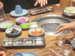 -明洞阿姨·韩式酱蟹烤肉·创意料理(三元桥店)