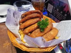 椒盐鸡翅配薯条-MOSSO德国餐厅·音乐酒吧(环宇荟店)