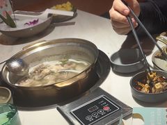 -喃喃椰·糟粕醋·椰子鸡火锅(七堡花园店)