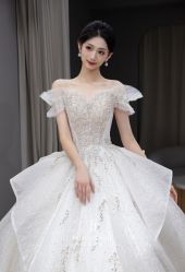 -艾朵婚纱