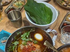 -青瓦餐厅·生鱼片·韩园烤肉(西塔店)