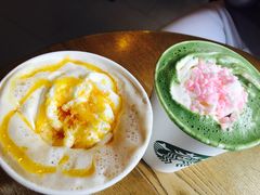 -星巴克(西安曲江银泰店)