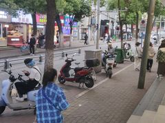 -官亭路小吃一条巷