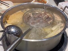 -浪里寻·臻牛养生牛肉火锅(方圆荟店)