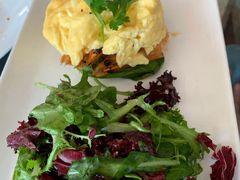 日出海洋鲜虾-The Rug Cafe(王府中环店)