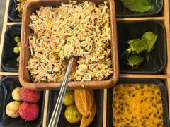 -花菇朵·云山雀 ll 野生菌锅·野果酸汤·精品滇菜(万柳店)