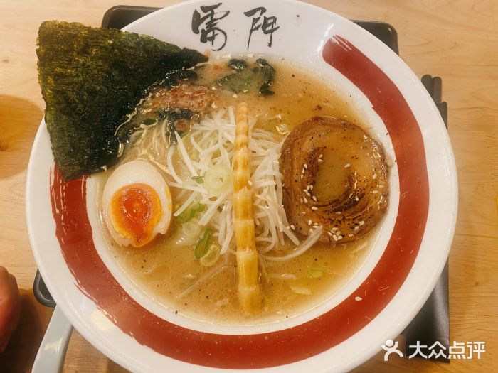 雷门拉面(龙湖成都金楠天街店)豚骨叉烧拉面图片