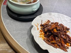 -吴越荣记苏州菜·松鼠桂鱼100%活鱼现做(斜塘老街店)