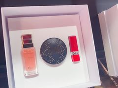 -Dior迪奥(上海世茂广场店)