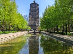 -玲珑塔公园