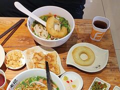 -湘人龙记老长沙米粉(鸟巢店)