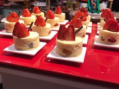 -咖啡苑自助餐厅·中国大饭店