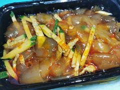 -洪姐川菜东北菜铁锅炖(天生丽街店)