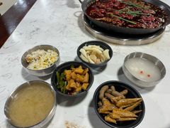 -铜元老码头鳝鱼火锅