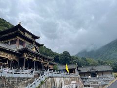 -冕宁灵山寺