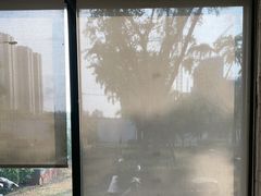 -必胜客(宝杨路宅急送店)