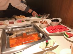 -海底捞火锅鲜切牛肉主题店(长寿路店)