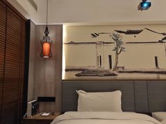 -美豪丽致酒店(西安高新区南二环丰庆公园地铁站店)