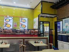 -龙记桂林米粉(财满街店)