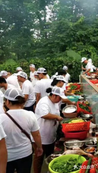 松山湖南湖湾露营营地图片