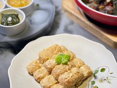 -港丽餐厅(来福士店)