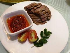 -湖庭壹品鸭王·传统北京烤鸭·别墅私房菜·庭院宵夜(江宁店)