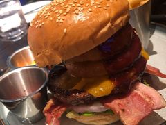 -The Habit Burger Grill 哈比特汉堡(复兴soho店)