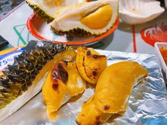 绝味烧榴莲-辉记炭烧海鲜大排档·老字号(福田店)