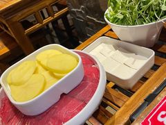 -快活林酸汤鱼鲜品火锅店(甲秀楼店)