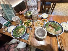 -云阿蛮云南生烫牛肉米线(奉贤路店)