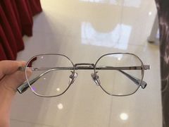 -肆兮眼镜·蔡司·徕卡战略合作店(大坪店)