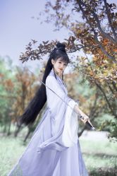 -九月鹰飞汉服摄影工作室