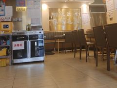 -胡须佬鸡煲四季火锅店(石厦西村直营店)