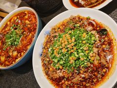 -万重锦·人文川菜馆(骡马市店)