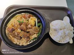 黄焖鸡米饭-南京航空航天大学将军路校区-第五学生食堂