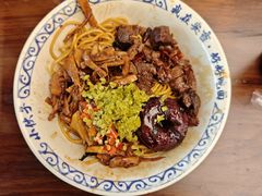 -梅溪·小伙子干挑面(安吉总店)