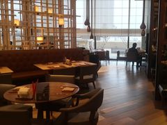 -松咖啡自助餐厅·松北香格里拉