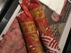 吮指十三鲜小龙虾烤鸡堡/鸡肉卷-肯德基(珍珠店)