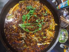 -鸿顺老铁锅美蛙鱼府(解放碑店)
