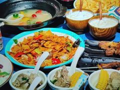 -伊带伊路新疆美食府(呼家楼店)